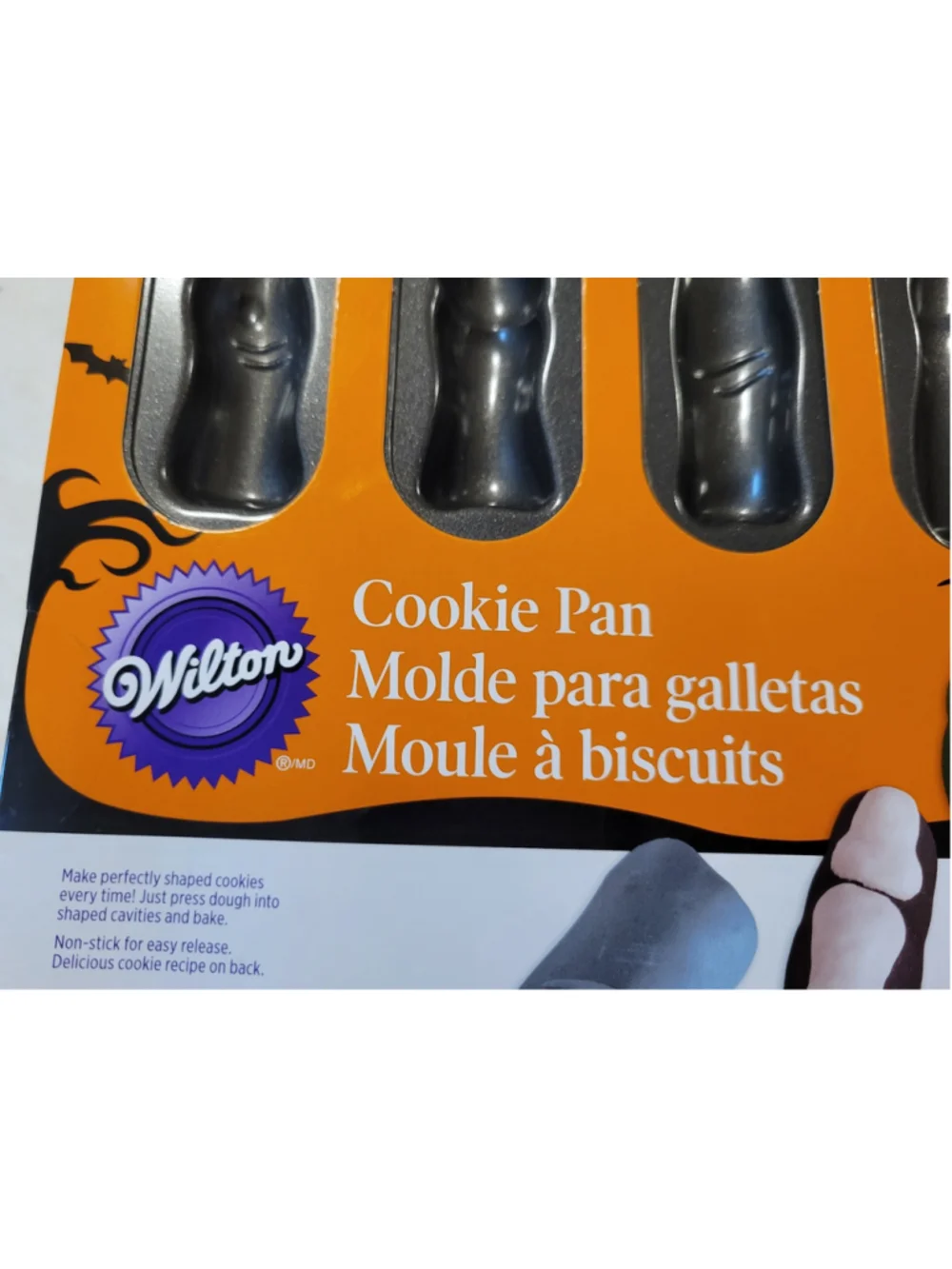 NIP Wilton Halloween Witch Finger Cookie Pan 8 Cavity Nonstick Bakeware
